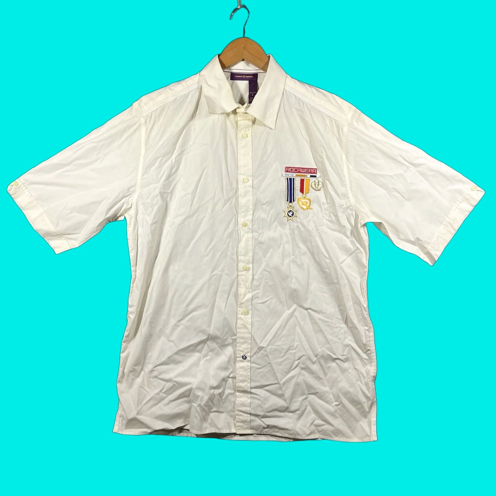 Rocawear VINTAGE Rocawear White Button-Up Shirt L Men Short Sleeve Hip Hop Badges Military Y2K Size US L / EU 52-54 / 3 - 1 Thumbnail