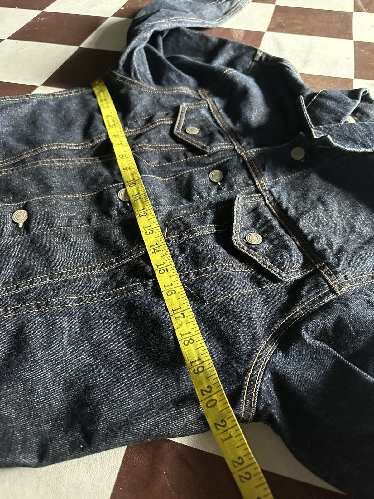 Vintage Vintage World jeans trucker denim jacket Size US M / EU 48-50 / 2 - 7 Thumbnail