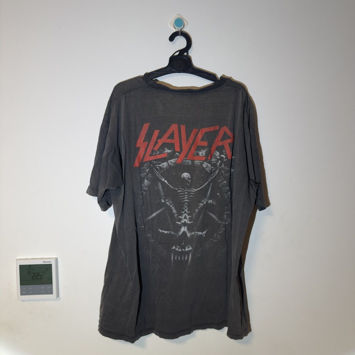 Vintage 1994 slayer circle of beliefs distressed and faded t shirt Size US XL / EU 56 / 4 - 6 Thumbnail