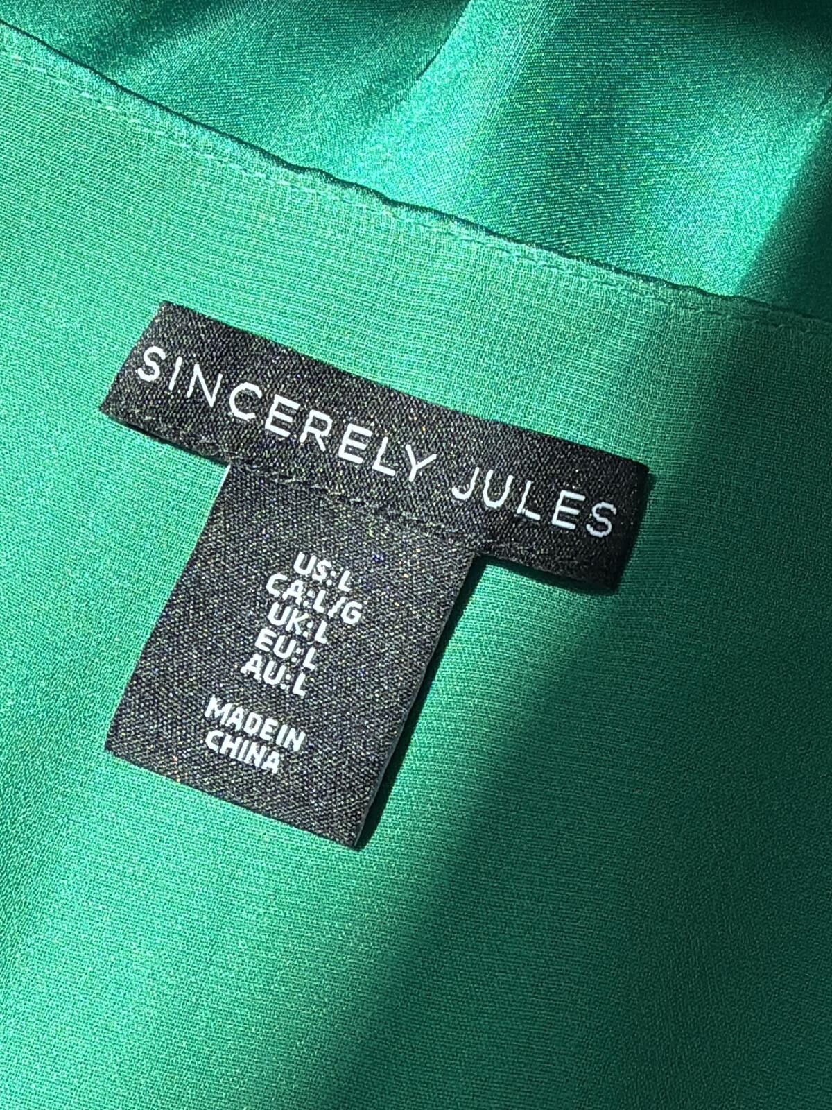 Other Sincerely Jules Emerald Green Satin Sleeveless Blouse Size L Size ONE SIZE - 8 Thumbnail
