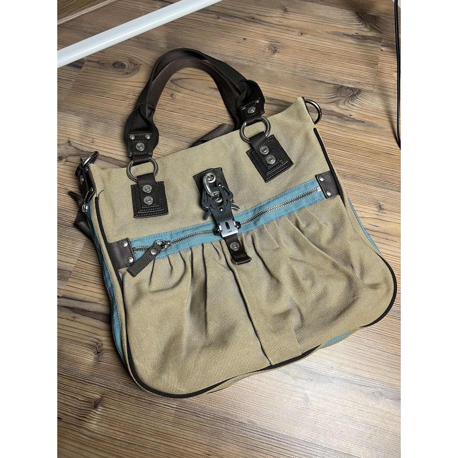 George Gina & Lucy GGL George Gina & Lucy Nouvelle Gardine Beige Gray Shoulder Size ONE SIZE - 6 Thumbnail