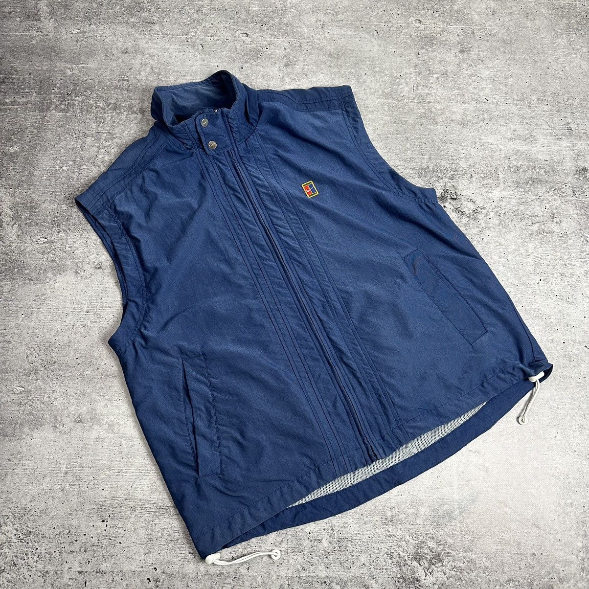 Nike × Vintage Nike Challenge Court Vintage 90s Vest Men Size M Size US M / EU 48-50 / 2 - 1 Thumbnail
