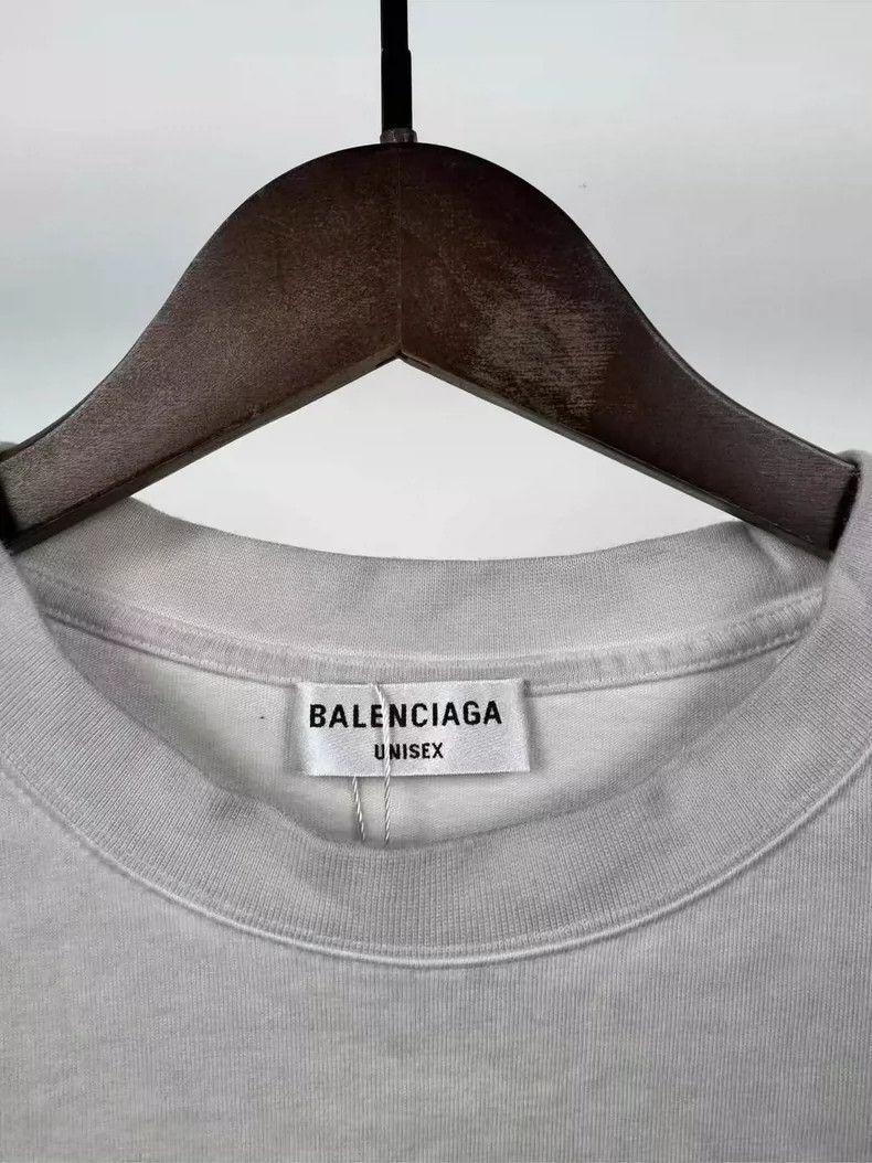 Balenciaga Balenciaga Rainbow Made Old Short Sleeve Size US S / EU 44-46 / 1 - 3 Thumbnail