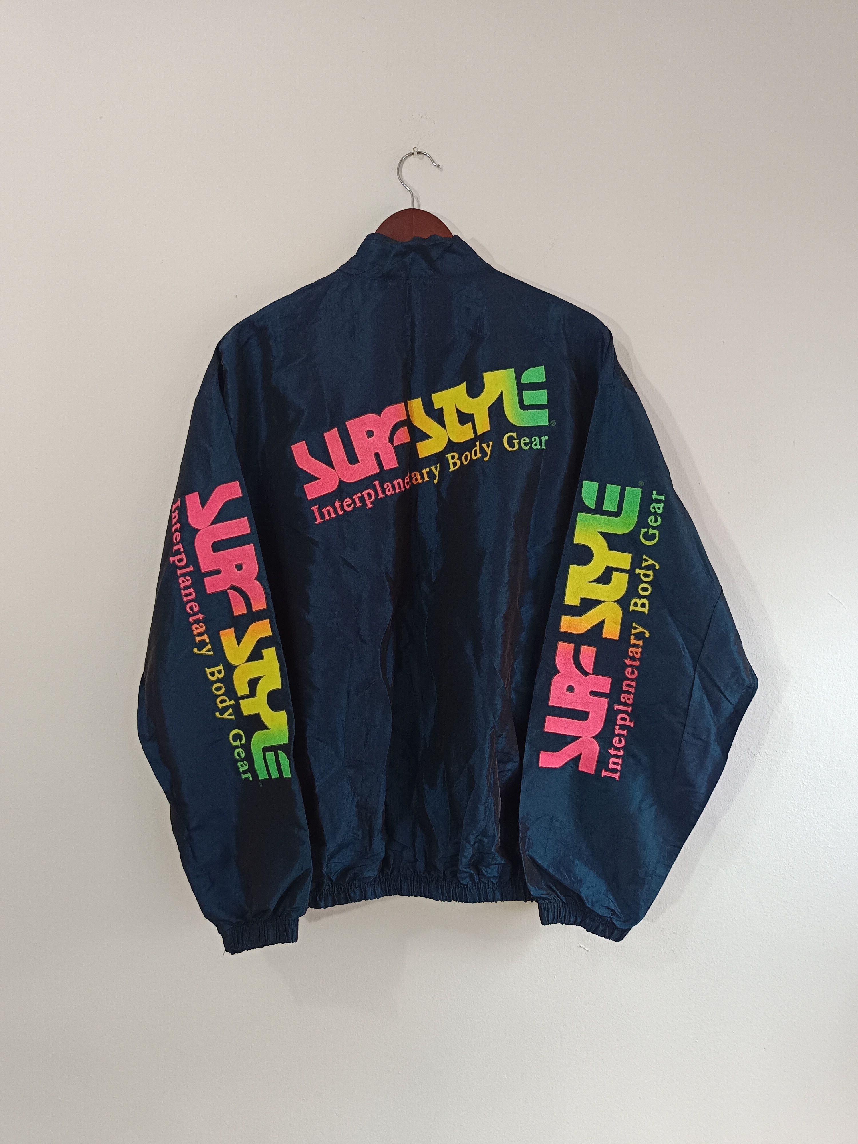 Vintage surfstyle big logo windbreaker