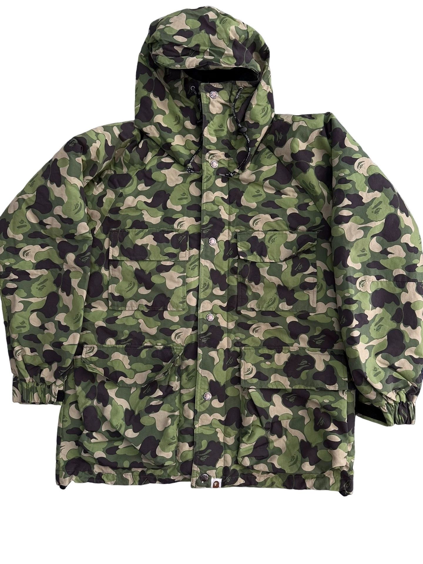 Bape Bape Camo Down Jacket Size S Size US S / EU 44-46 / 1 - 1 Thumbnail