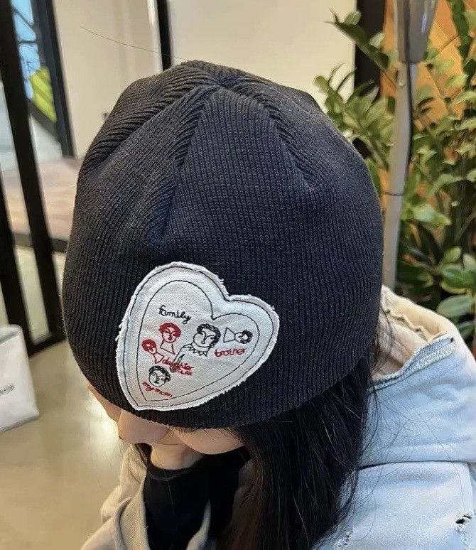 Japanese Brand Outdoor retro y2k family embroidered heart patch beanie hat Size ONE SIZE - 6 Thumbnail
