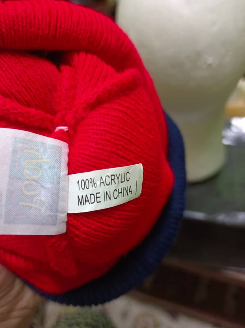 Cartoon Network × Disney Lot of 2 Pooh Embroidered Logo by Disney Beanie Hat Snowcap Size ONE SIZE - 7 Thumbnail