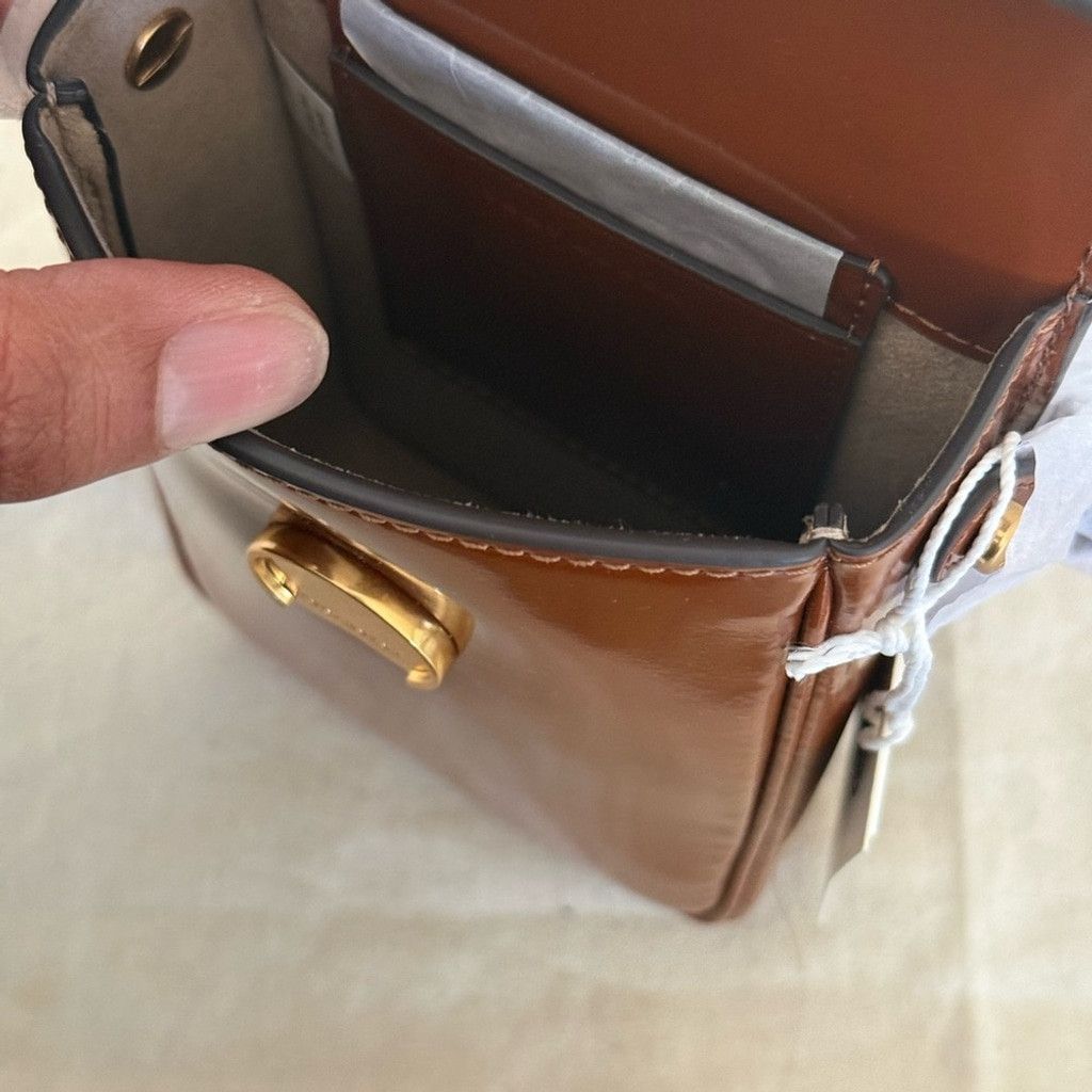 Tory Burch NEW Tory Burch Robinson Spazzolato Phone Crossbody - Leather Size ONE SIZE - 9 Thumbnail