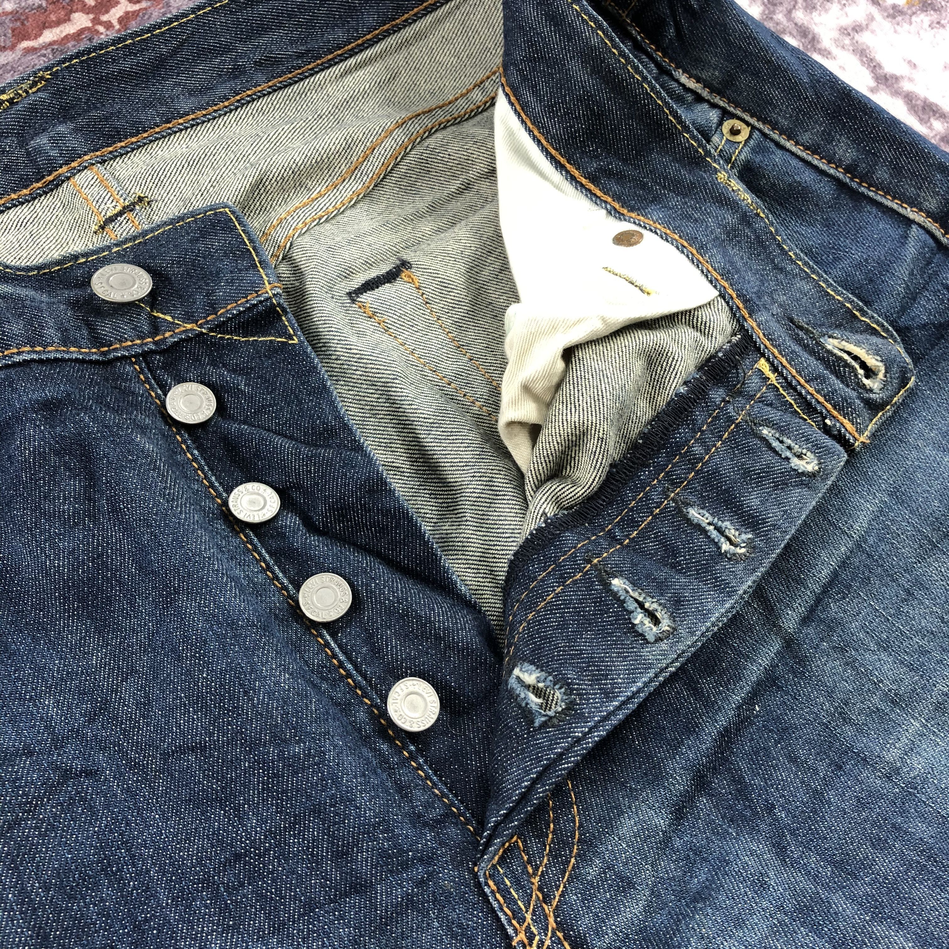 Levi's × Vintage Vintage Blue Wash Levis 501 Jeans-JM2925 Size US 35 - 14 Thumbnail