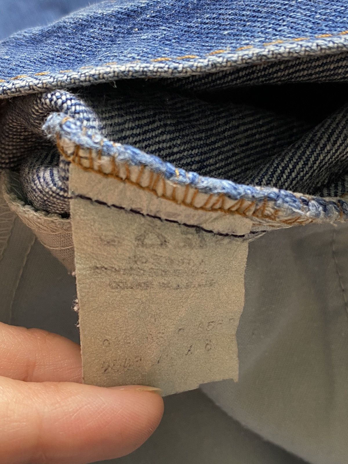 Levi's × Levi's Vintage Clothing × Vintage 70’s 80’s Levi’s Levi Strauss orange tab vintage 90s denim Size US 29 - 8 Thumbnail