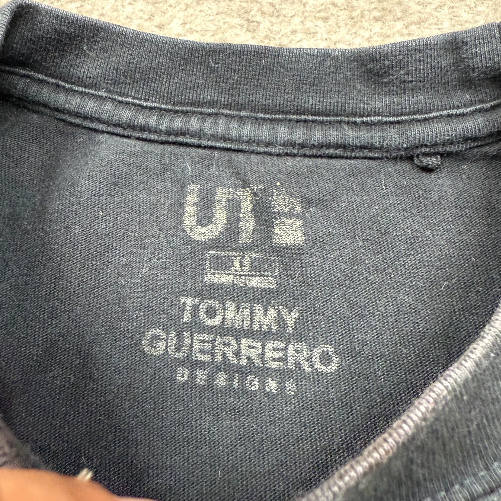 Uniqlo VINTAGE Tommy Guerrero Designs x Uniqlo T Shirt XS Black Short Sleeve Men’s Shirt XS Black Anime Graphic Print Chopper One Piece 90s? Size US XS / EU 42 / 0 - 5 Thumbnail