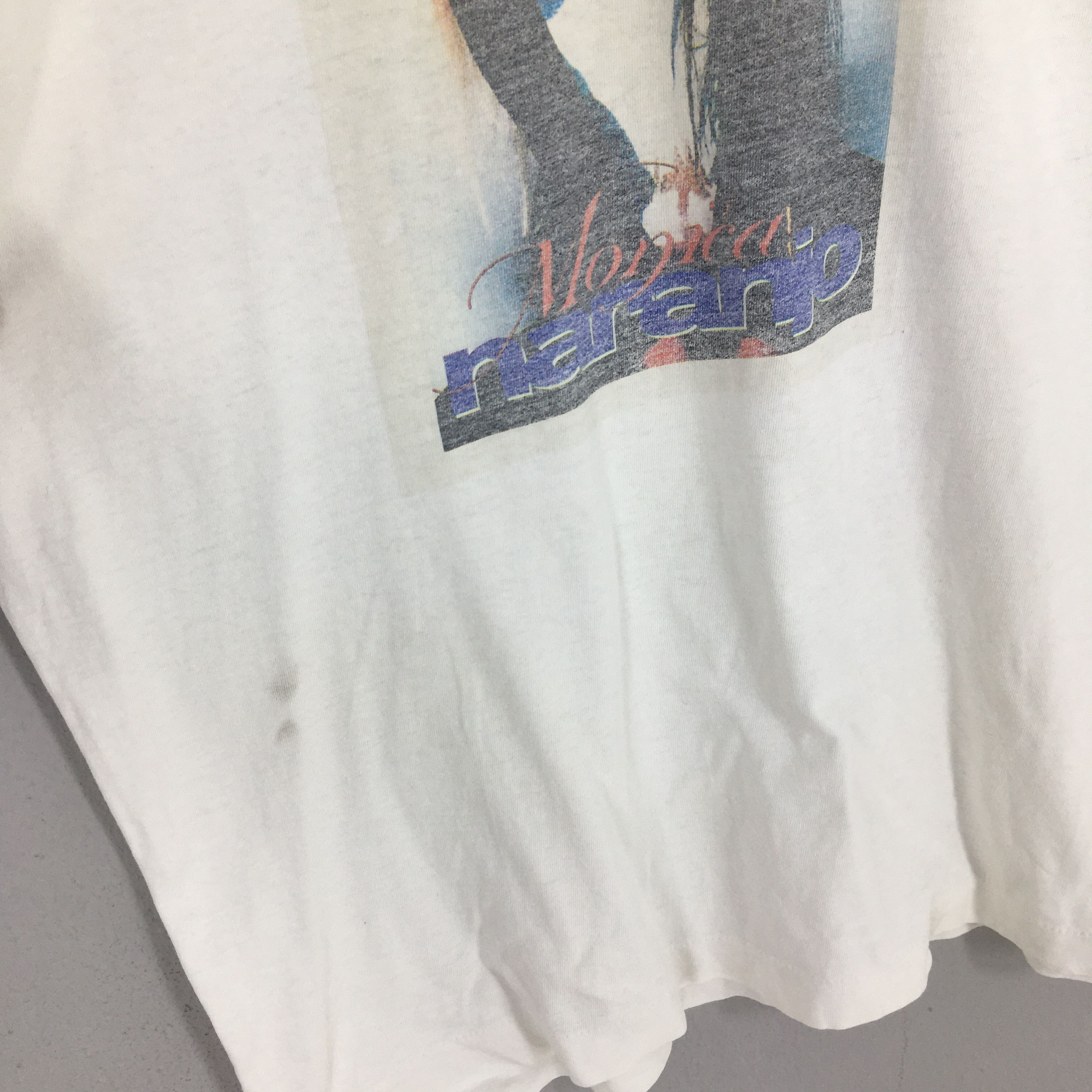 Vintage Vintage 90s Monica Naranjo Spanish Pop Rock Tshirt XLarge Size US XL / EU 56 / 4 - 4 Thumbnail