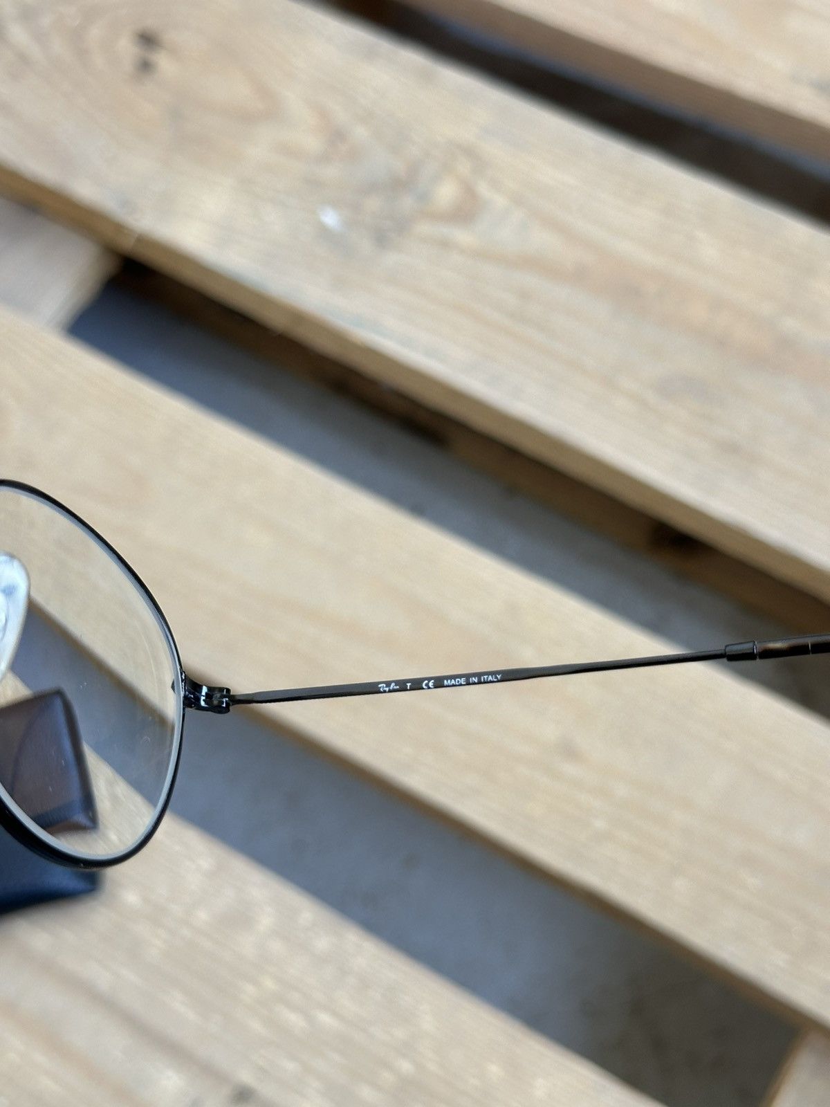 Ray Ban Black Frame 4721 Glasses with Case