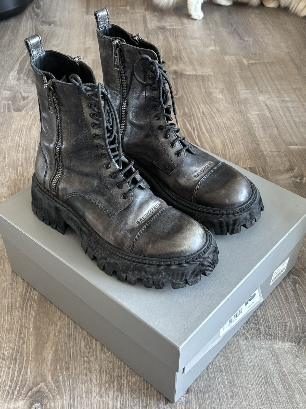 Balenciaga Balenciaga Tractor Boot - Aged Effect Leather Size US 9 / EU 42 - 1 Thumbnail