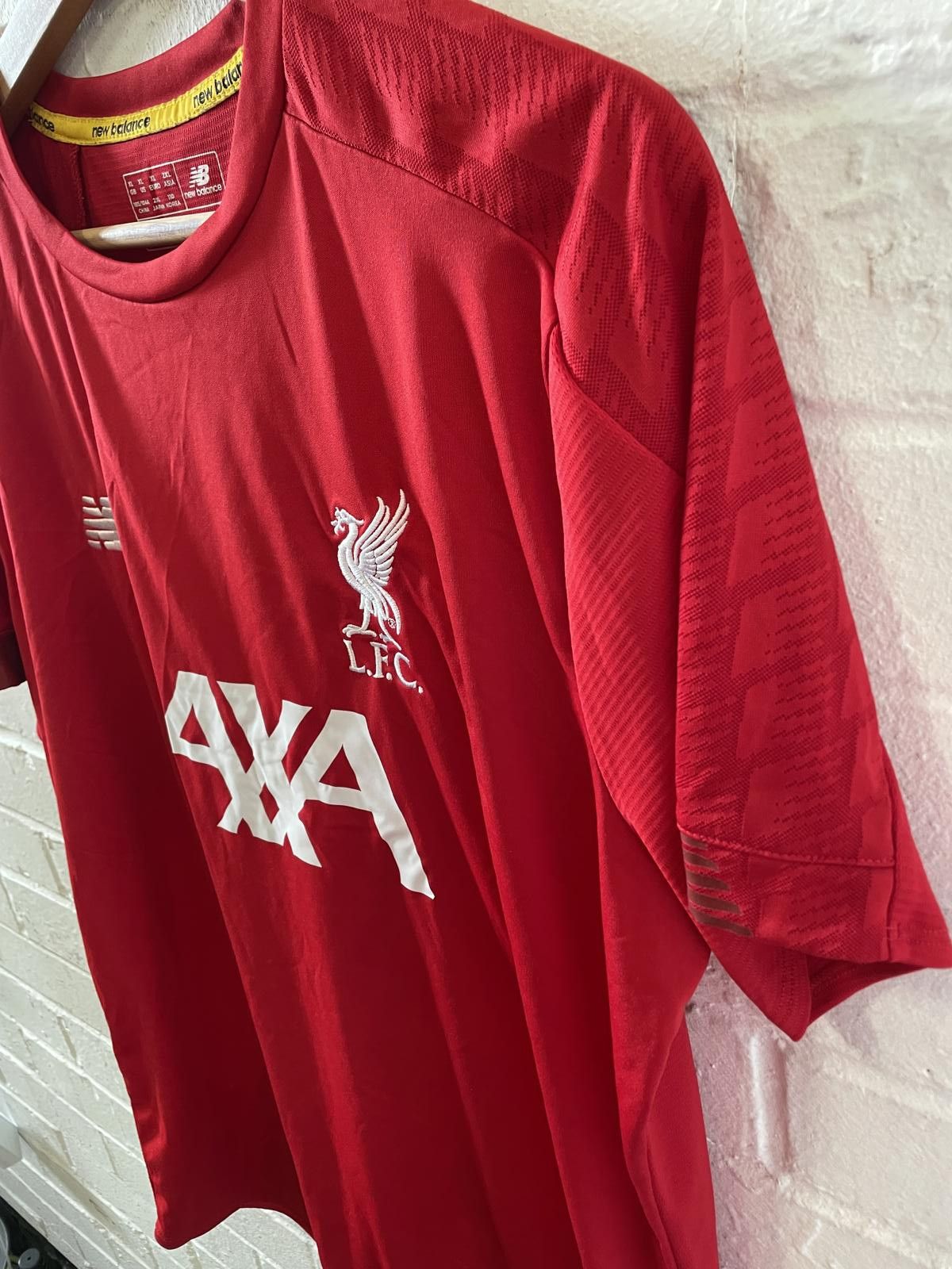 New Balance Liverpool FC Red Men's Football Jersey Size US M / EU 48-50 / 2 - 4 Thumbnail