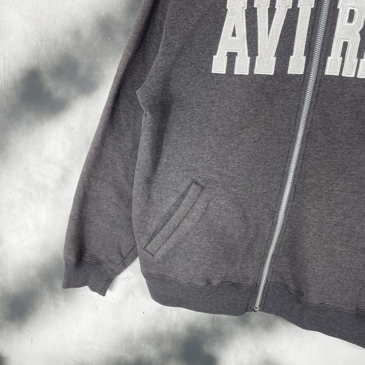 Avirex Vintage Avirex Embroided Logo Zipper Sweater Size US L / EU 52-54 / 3 - 5 Thumbnail