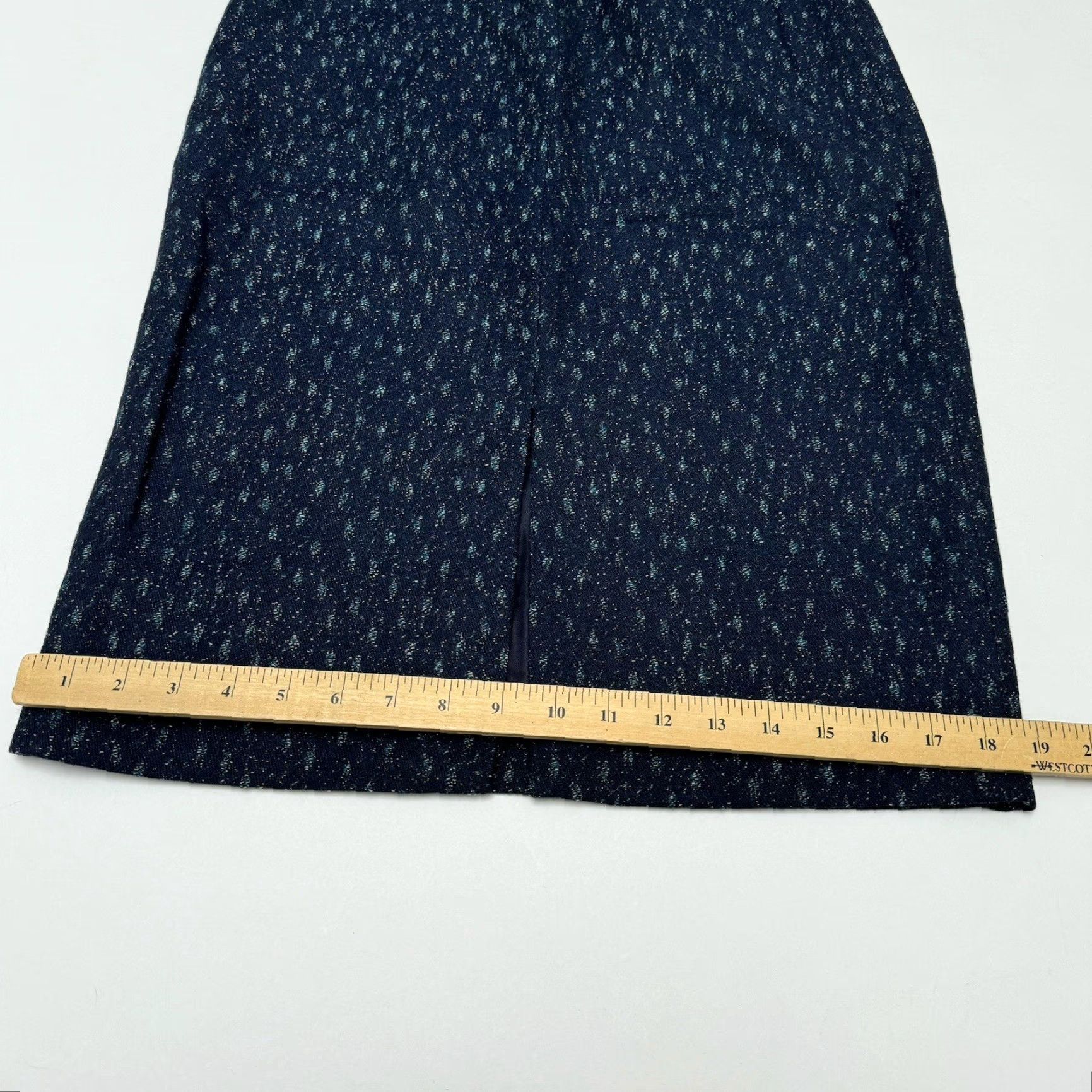 Saks Fifth Avenue VINTAGE Saks Fifth Avenue Women's Skirt Pencil Wool Navy Blue 100% Lined Midi Size 6 Mens? Size 28" / US 6 / IT 42 - 5 Thumbnail