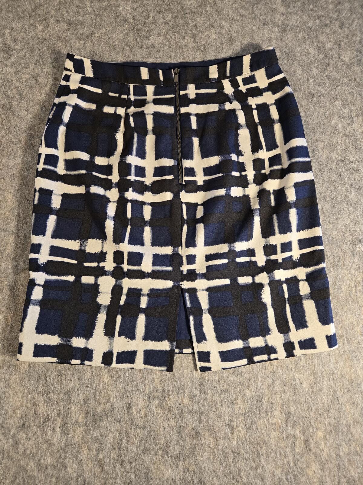 Banana Republic Banana Republic Plaid Pencil Skirt Sz 4 Preppy Professional Size 27" / US 4 / IT 40 - 5 Thumbnail