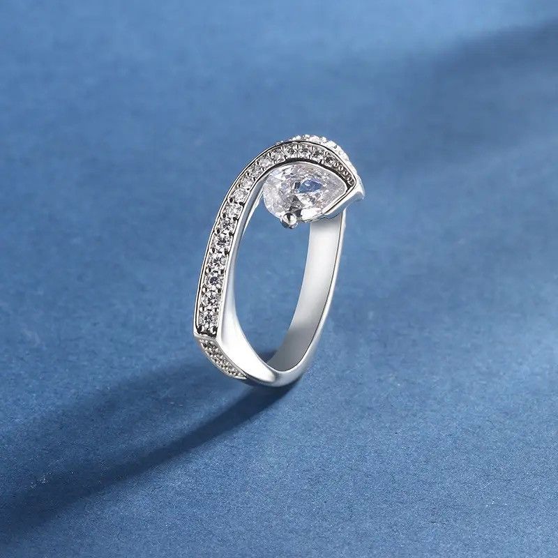 Japanese Brand × Jewelry × Vintage Creative Handmade Stylish Shiny Zircon Ladies Ring Size ONE SIZE - 1 Thumbnail