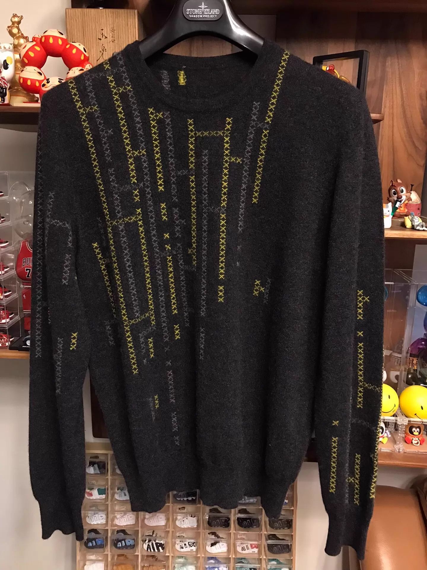 Hermes Black XL Sweater with Yellow Stitch Pattern Size US XL / EU 56 / 4 - 1 Thumbnail