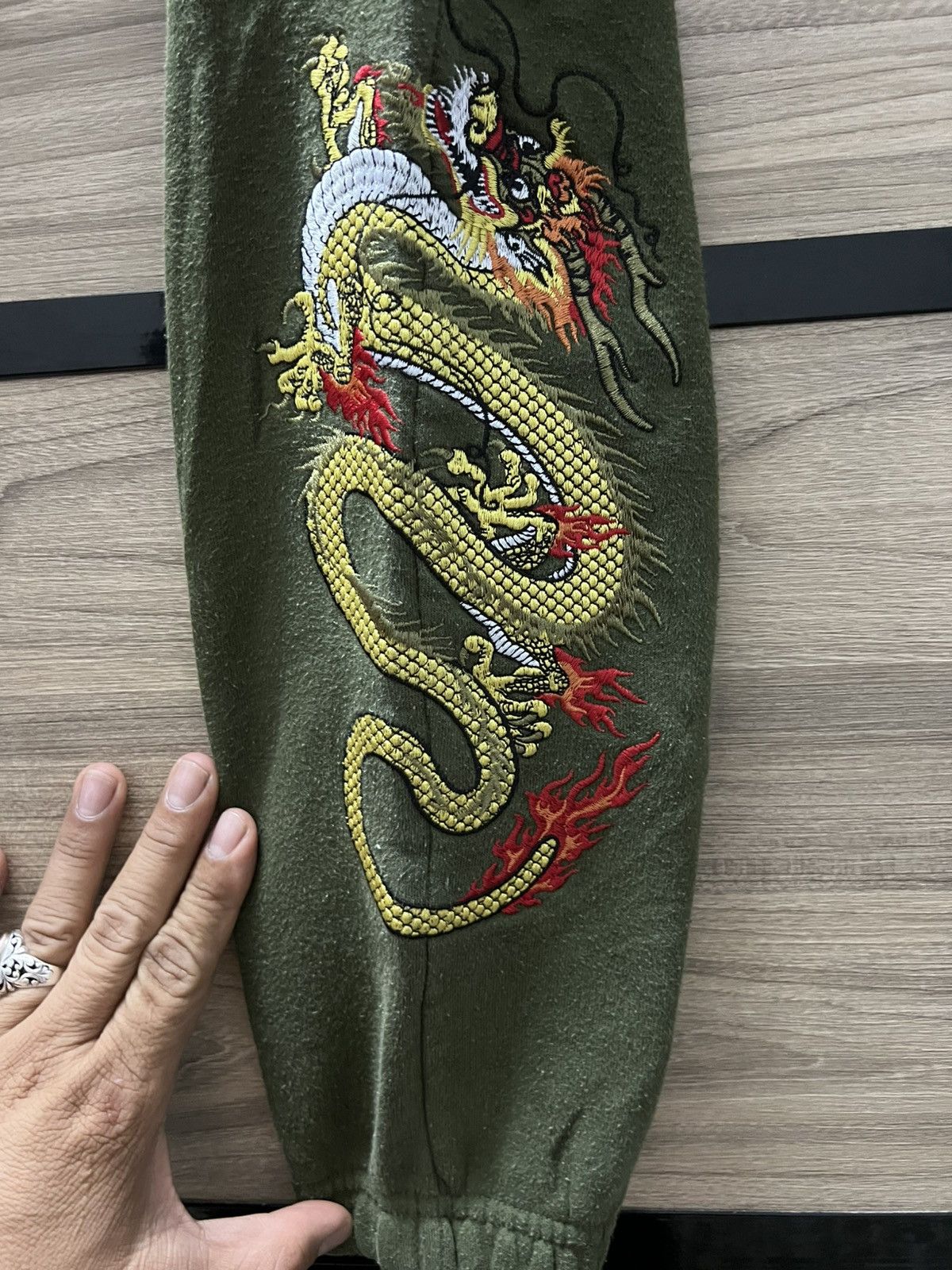 Forever 21 Forever 21 jogger pants embroidery dragon🐉 Size US 32 / EU 48 - 5 Thumbnail