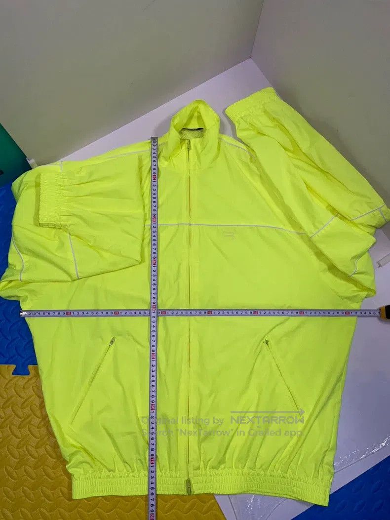 Balenciaga Balenciaga Loose Drop Shoulder Long Sleeve Jacket Neon Yel Size US M / EU 48-50 / 2 - 3 Thumbnail