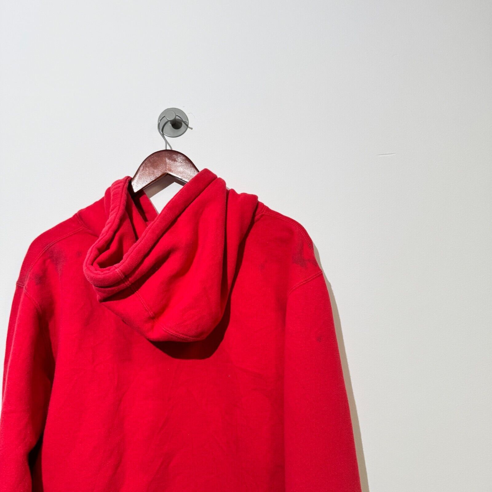 Obey × Vintage Vintage Obey Unisex Red Cotton Hoodie Size S Regular Fit Size US S / EU 44-46 / 1 - 9 Thumbnail