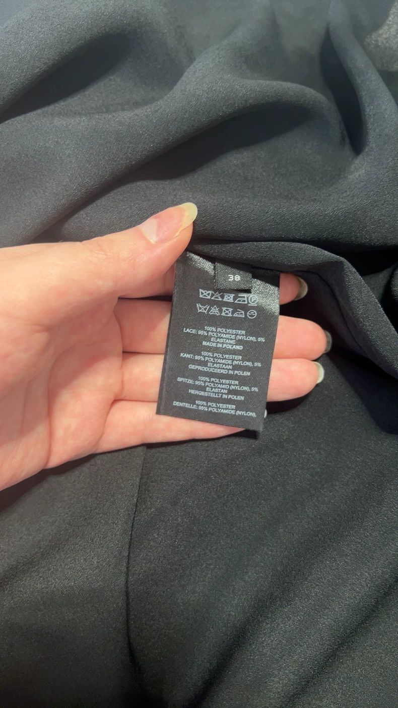 Dries Van Noten DRIES VAN NOTEN size:38 A black women's skirt Size 22" - 7 Thumbnail