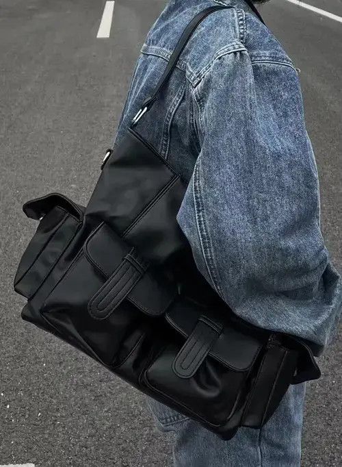 Japanese Brand Fashion y2k faux leather messenger shoulder bag Size ONE SIZE - 3 Thumbnail