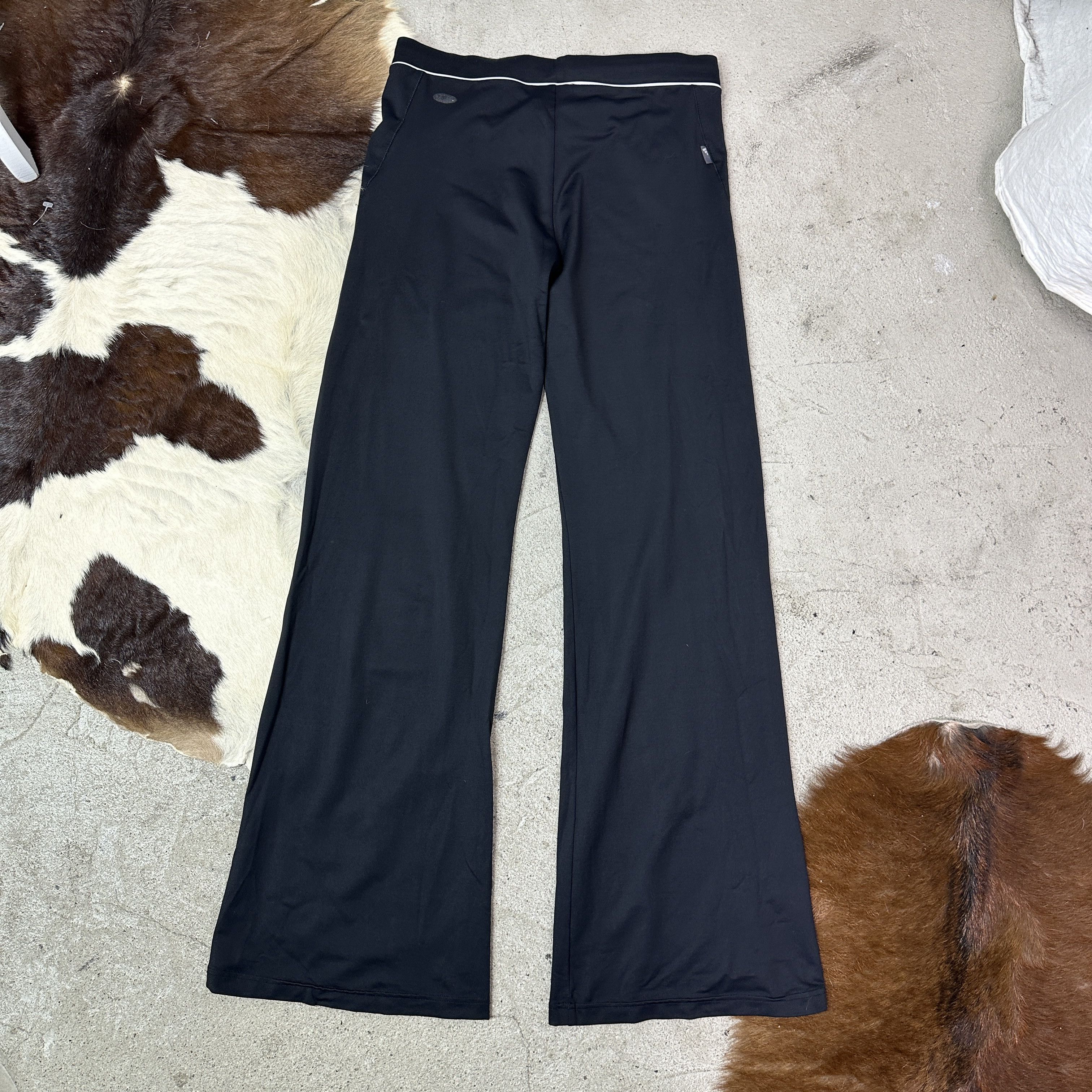 Adidas Vintage Sporty Flared Pilates Adidas Sweatpants Y2K Size 25" / US 0 / IT 36 - 5 Thumbnail
