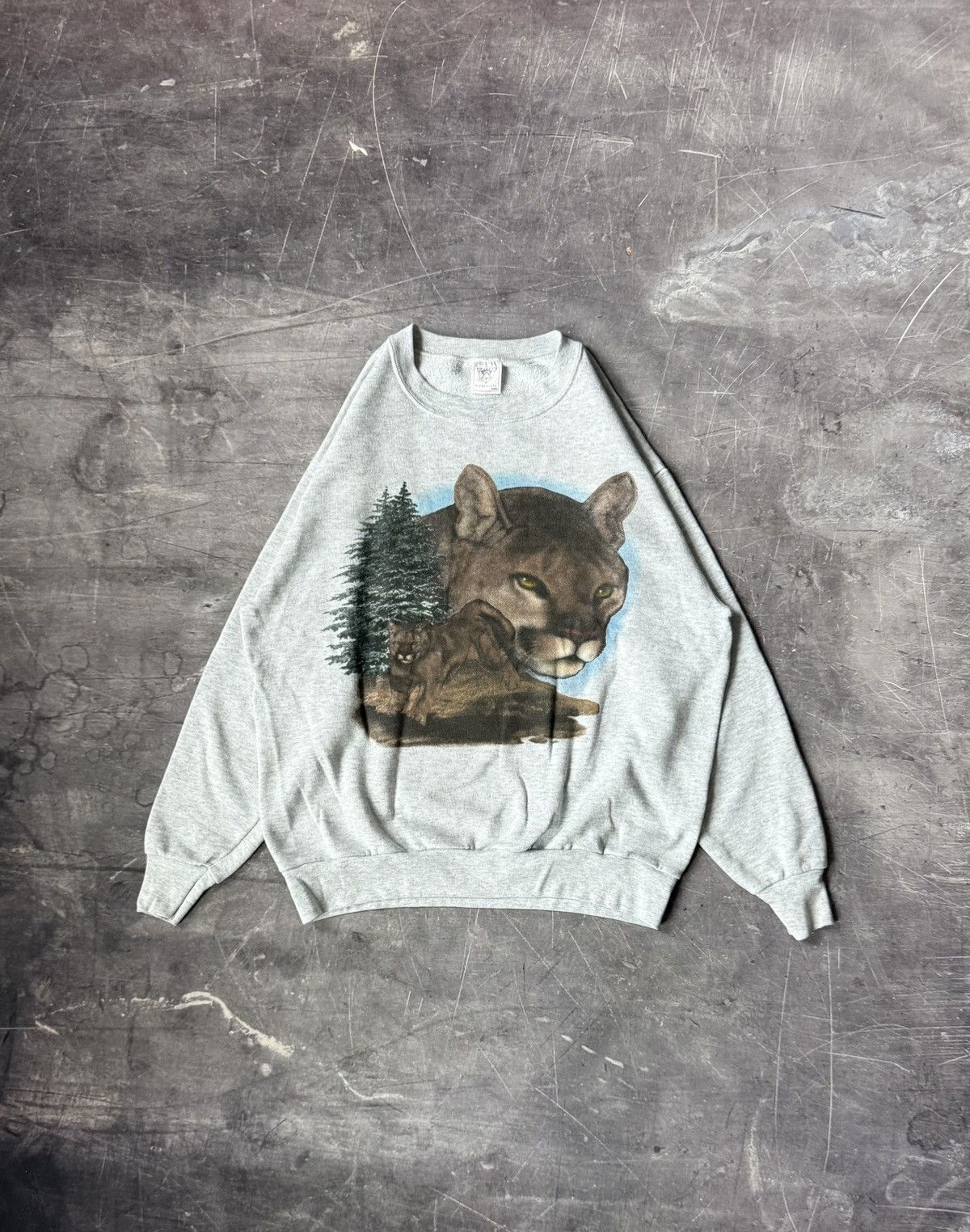 Vintage Vintage 90s Mountain Lion Sweatshirt (L) Size US L / EU 52-54 / 3 - 1 Thumbnail