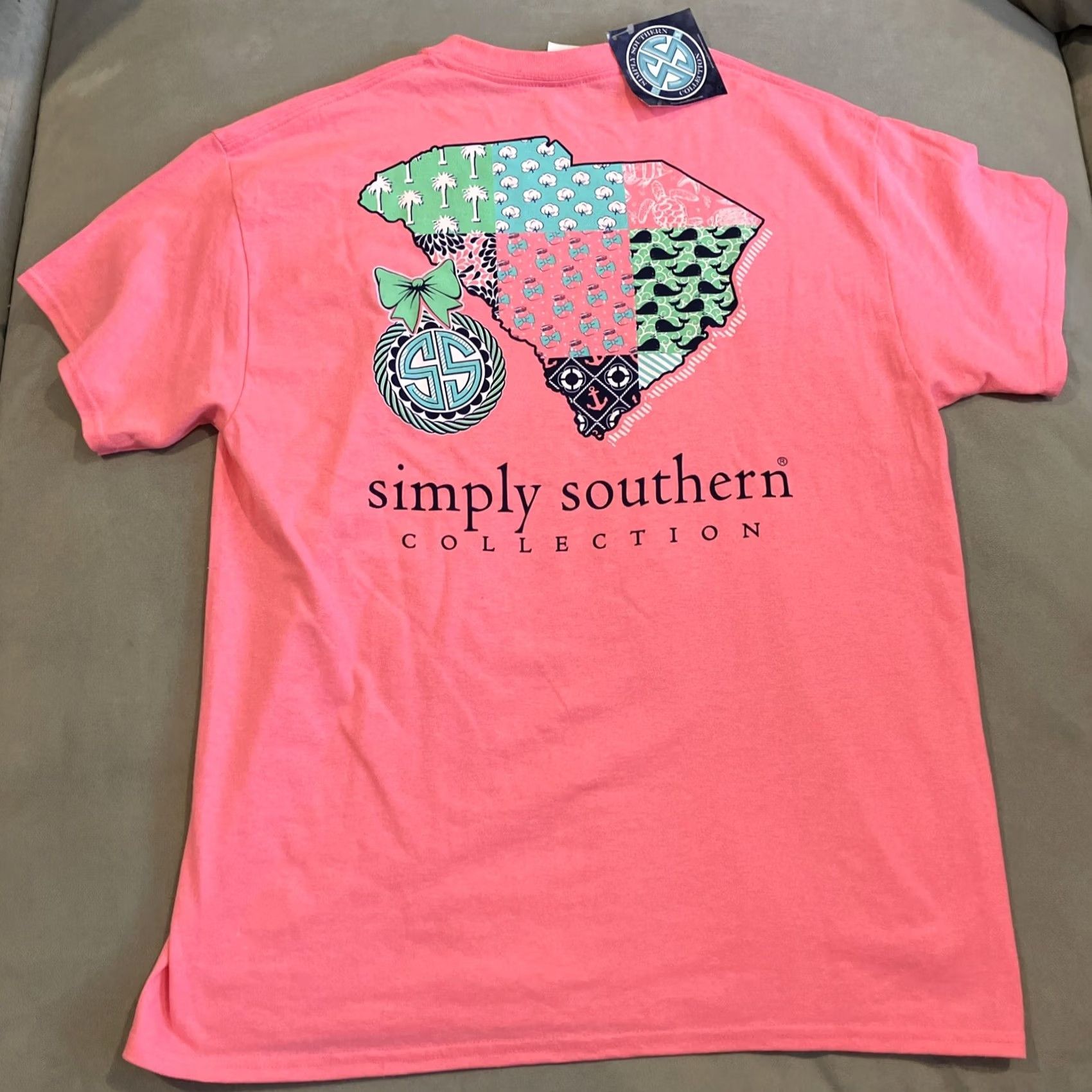 Vintage Simply Southern T-Shirt Pink Double Sided Graphic Shirt Large Mens Graphic Print NWT Primary Graphic Print Shirt Size US L / EU 52-54 / 3 - 4 Thumbnail