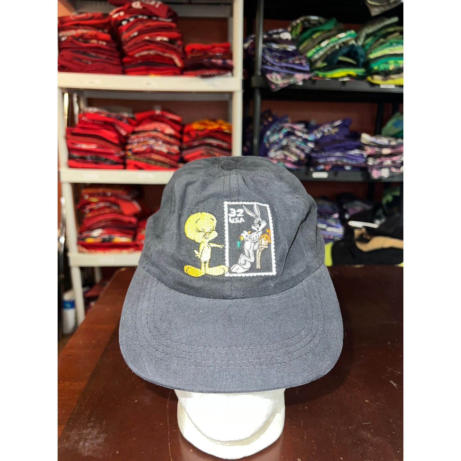 Vintage Vintage Looney Tunes Snapback USA Stamps Bugs Tweety 90s VTG Size ONE SIZE - 1 Thumbnail