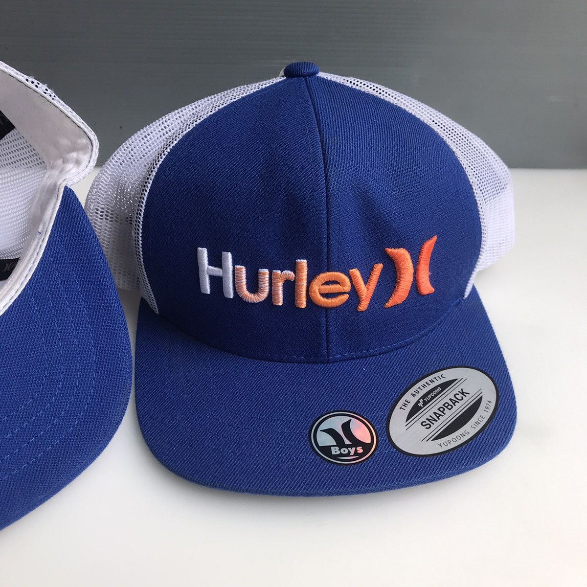 Hurley Hurley Gradient Hat O&O Trucker CAPS Bnwt Brand New With Tag Size ONE SIZE - 6 Thumbnail