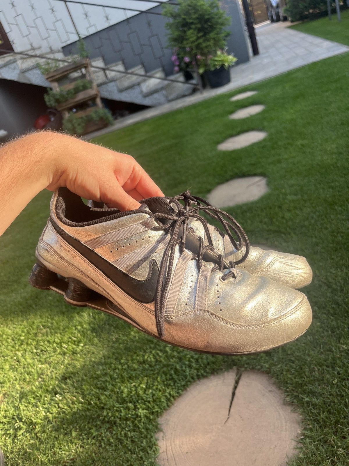 Nike Nike Shox 00’ Silver Sneakers Y2K Retro Vintage Size US 9 / EU 42 - 1 Thumbnail