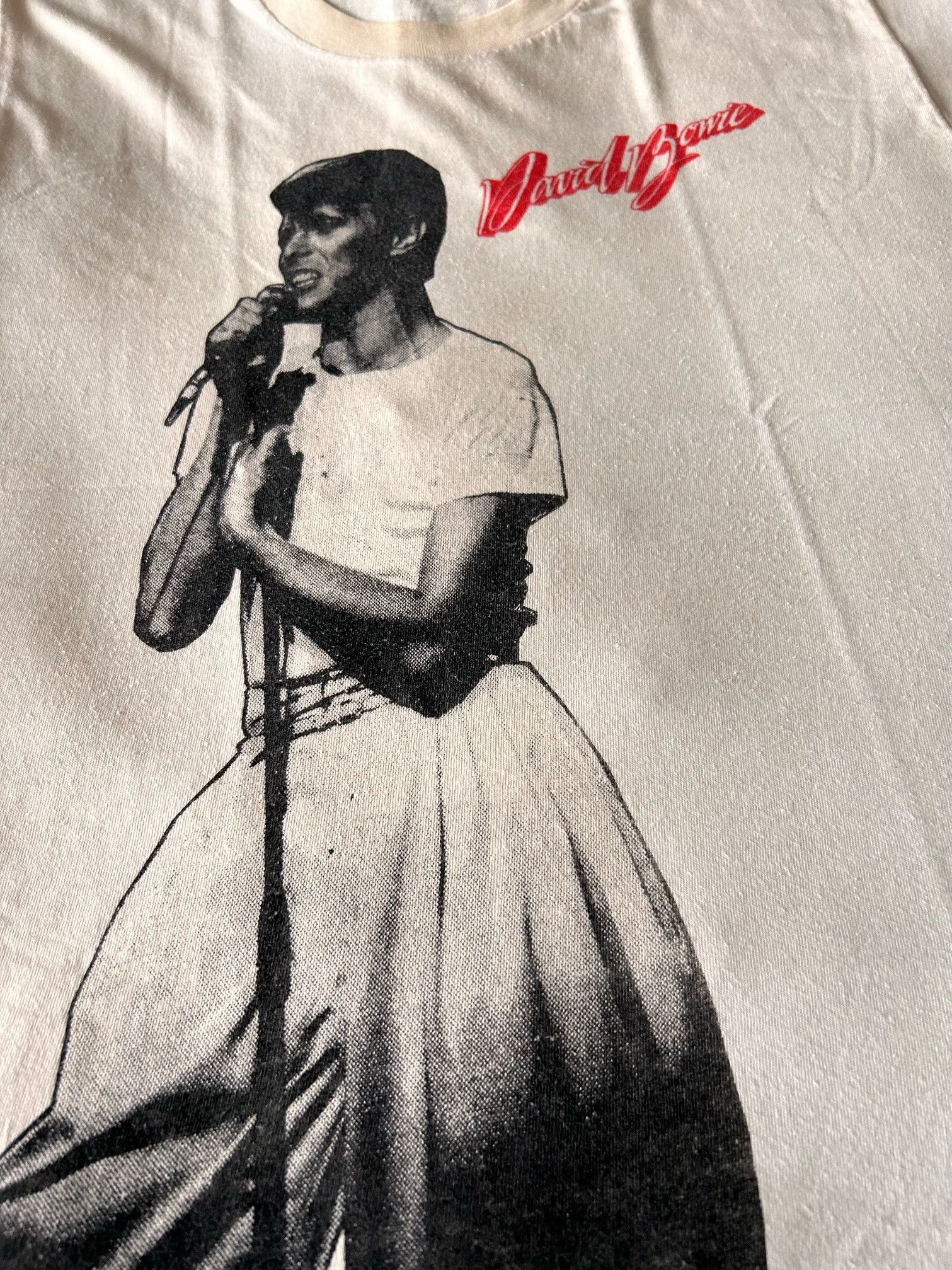 Vintage 1975 Davis Bowie Young American Tee Single Stitch Size US M / EU 48-50 / 2 - 4 Thumbnail