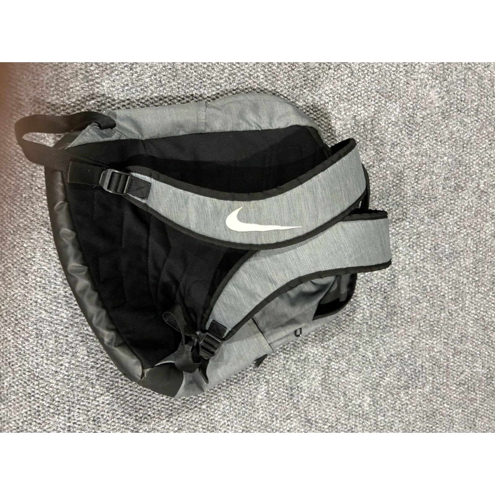 Nike Nike backpack Mens OS gray black athletic school sports Medium Gray Classic Backpack Mens Size ONE SIZE - 4 Thumbnail
