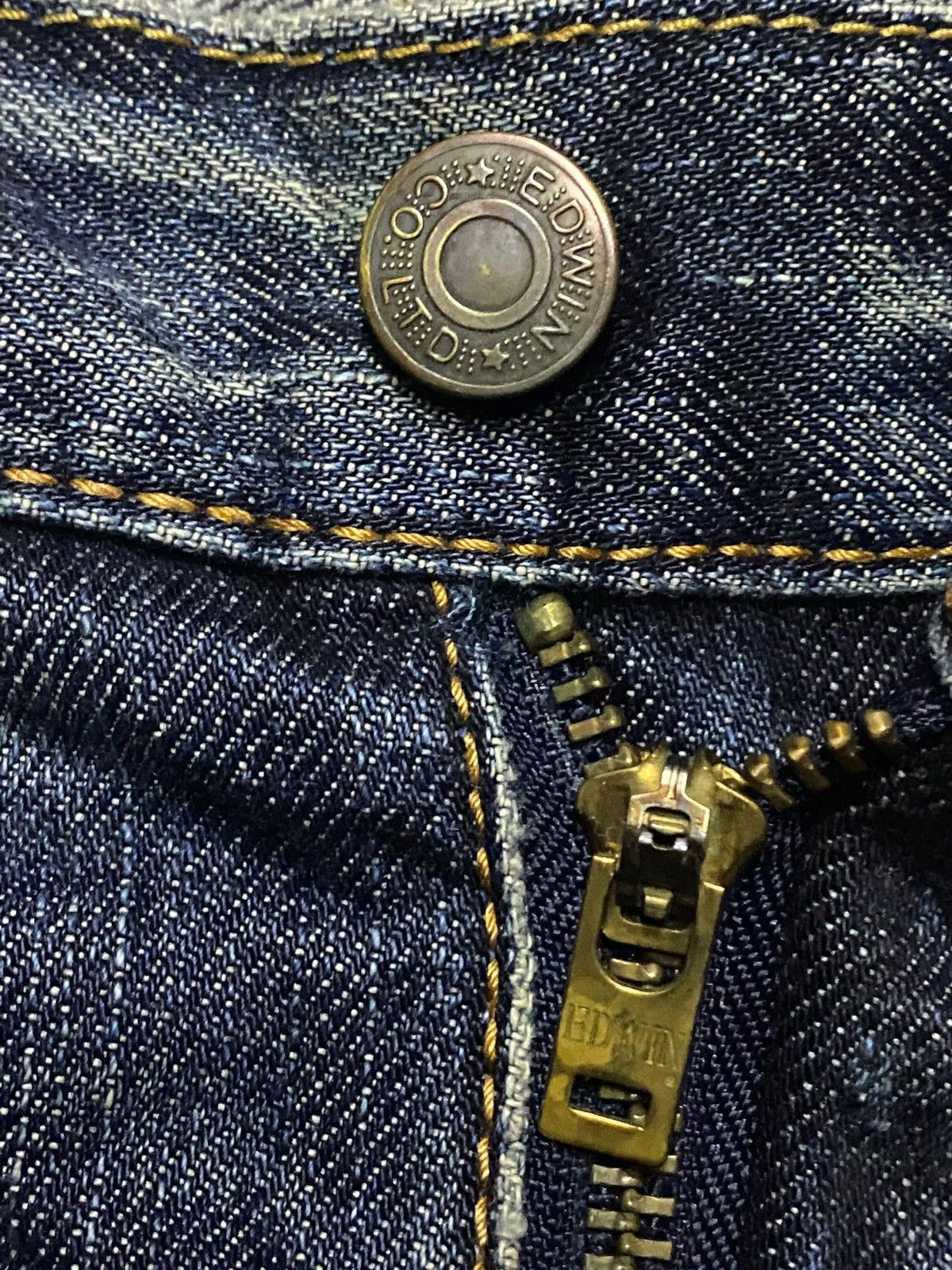 Edwin Vintage Japanese Brand Edwin 402 Fade DistressedLoose Jeans Size US 35 - 8 Thumbnail