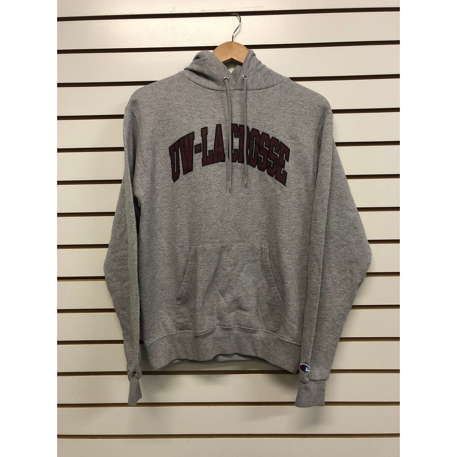 Champion UW-LA Crosse university of Wisconsin hoodie size medium Size US M / EU 48-50 / 2 - 1 Thumbnail