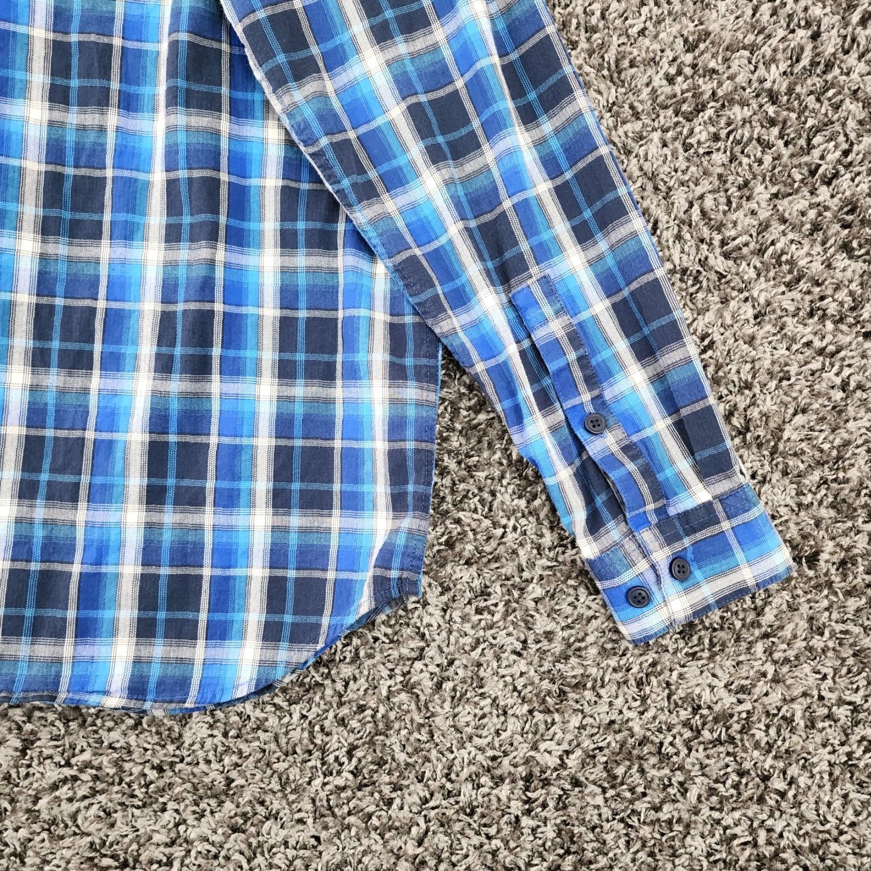 Vintage Columbia Mens Blue Plaid Long Sleeve Button-Up Size L Size US L / EU 52-54 / 3 - 6 Thumbnail
