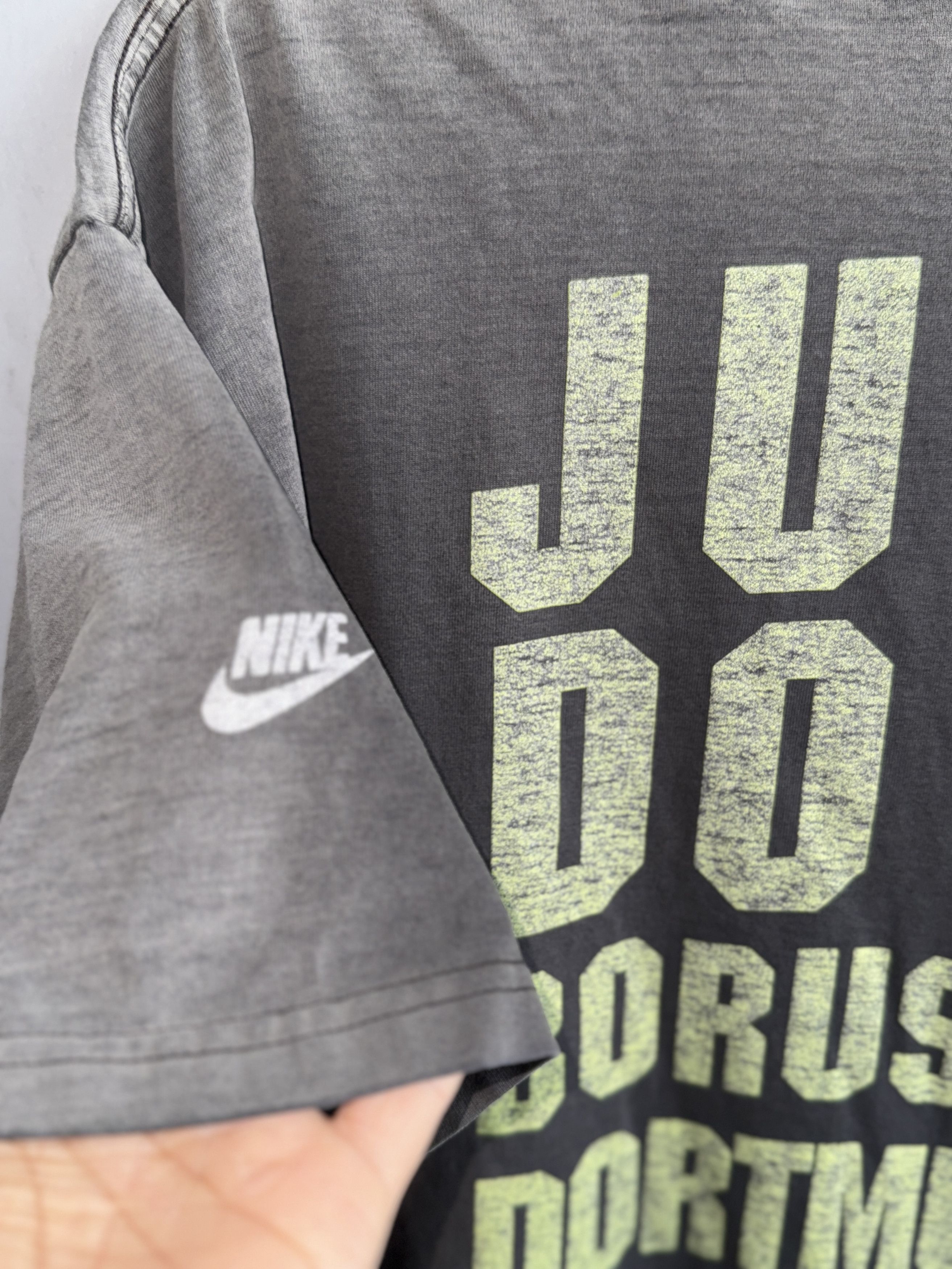 Nike Vintage​ Borussia Dortmund Nike T-Shirt Size US L / EU 52-54 / 3 - 7 Thumbnail