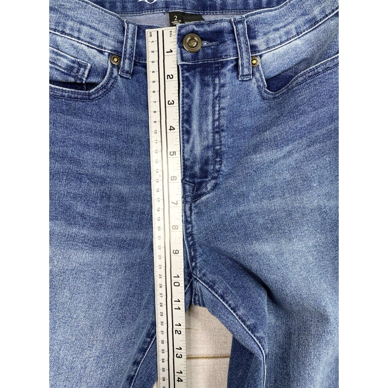 Denime VINTAGEDG2 By Diane Gilman Womens Jeans Sz 2 Blue Embroidered Cropped Stretch Denim Y2K Size 26" / US 2 / IT 38 - 6 Thumbnail