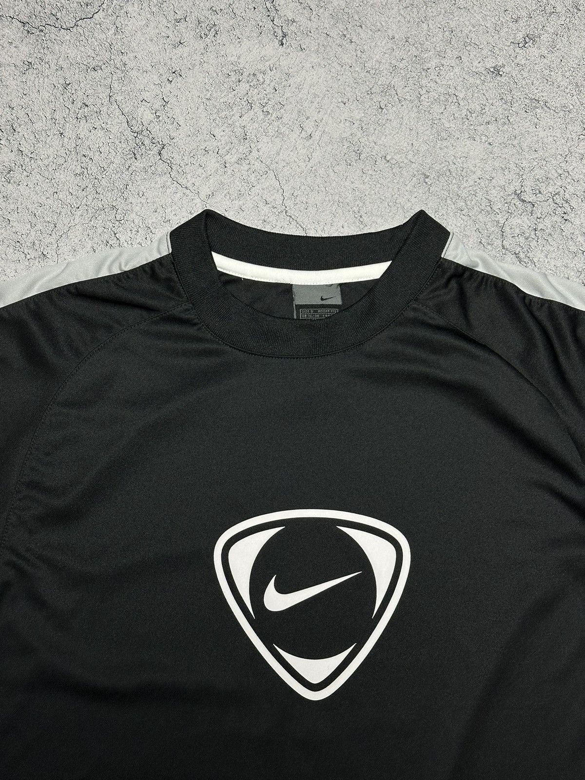 Nike Vintage Nike Total 90 Center Swoosh T-Shirt Size US S / EU 44-46 / 1 - 5 Thumbnail