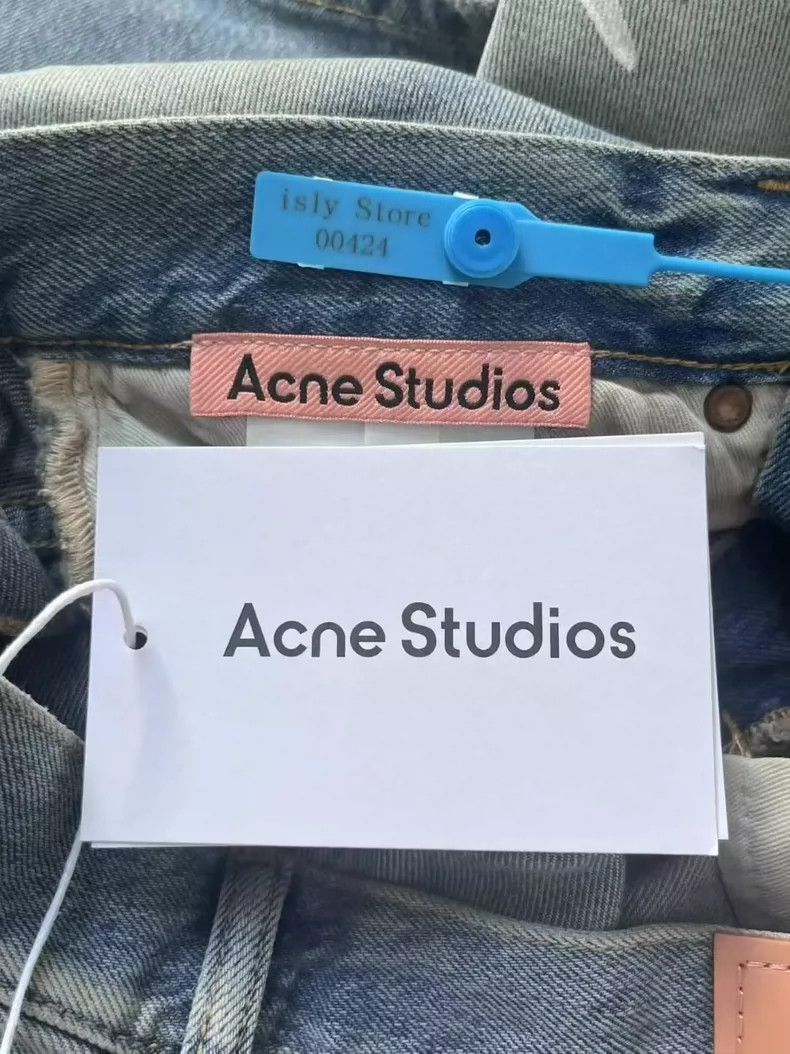 Acne Studios Acne Studios Light blue mud-dyed wasteland graffiti rework Size 28" / US 6 / IT 42 - 4 Thumbnail