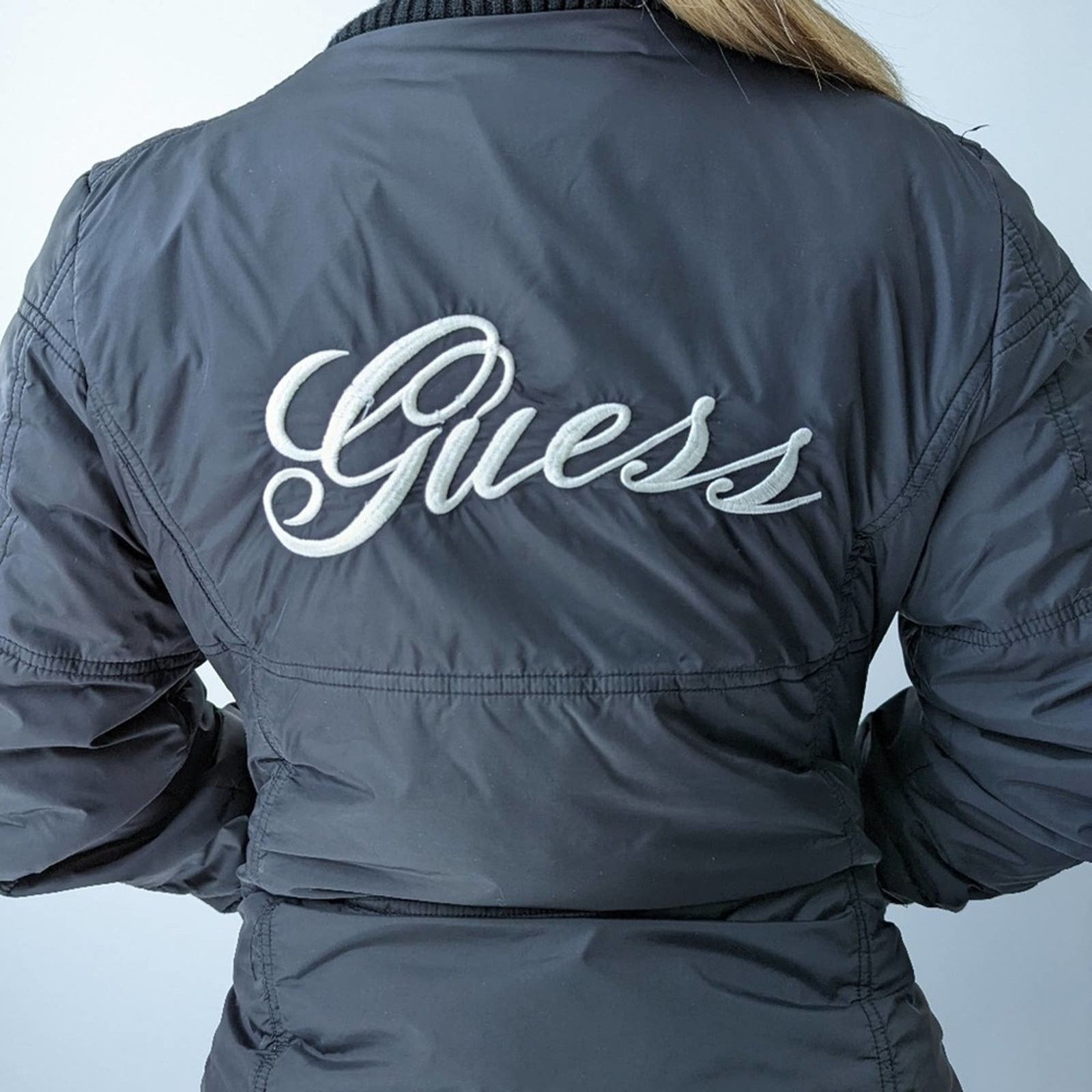 Guess Vintage Y2K Guess Jeans Nylon Puffer Jacket - L Size L / US 10 / IT 46 - 4 Thumbnail