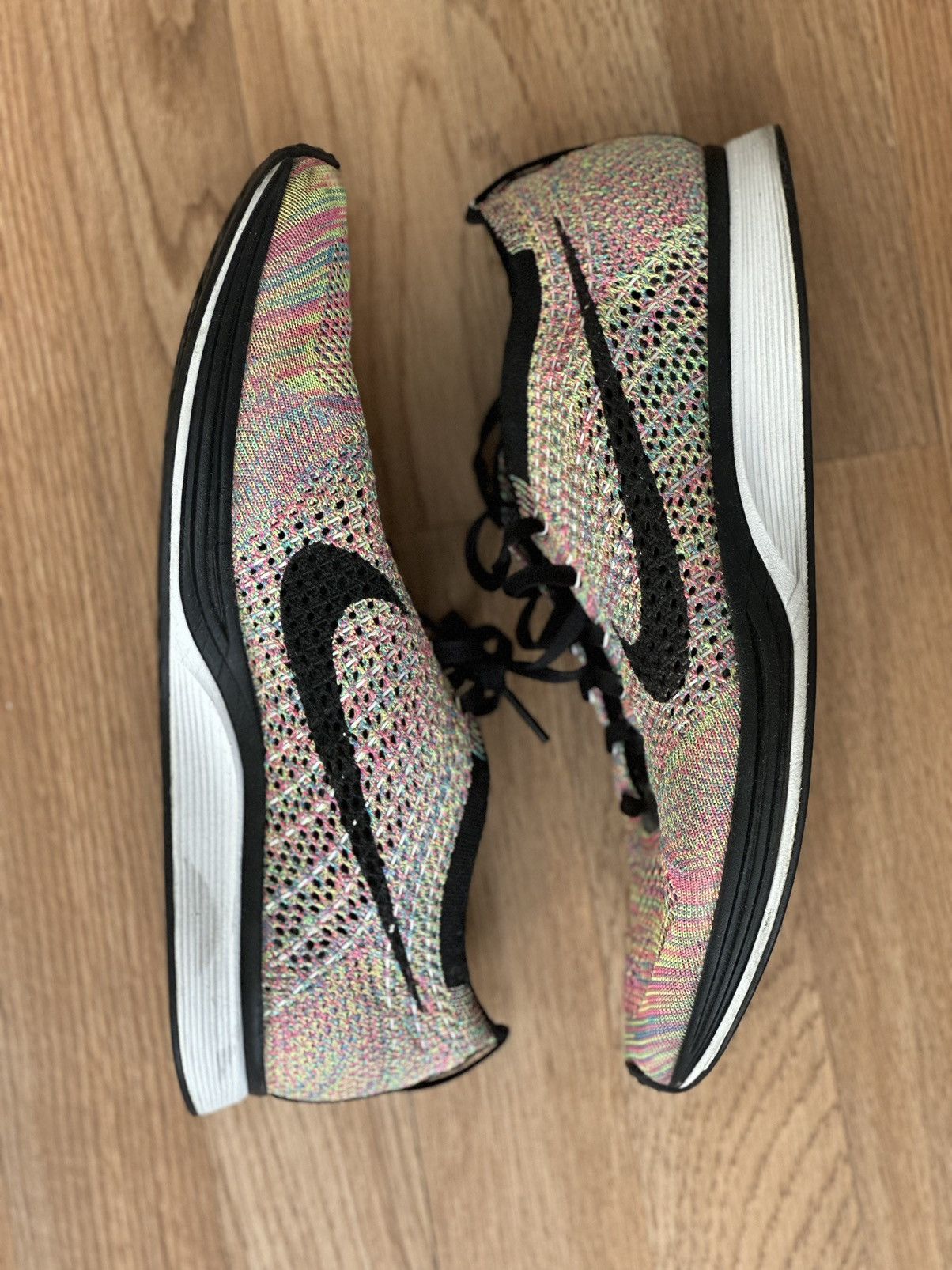 Nike Nike Flyknit Racer Size US 10 / EU 43 - 1 Thumbnail