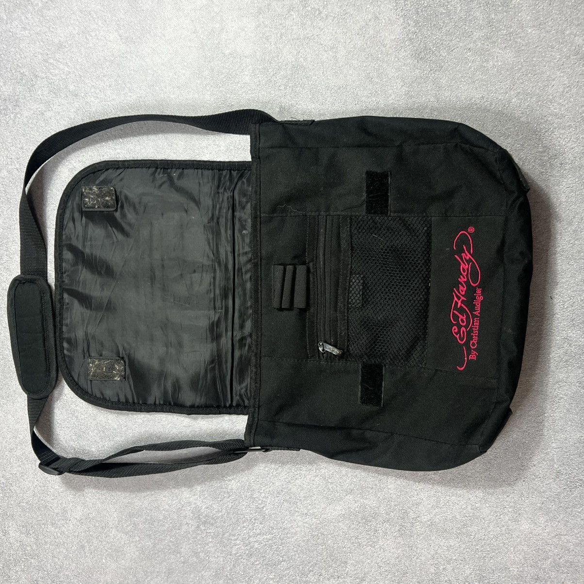 Ed Hardy Rare Ed Hardy Bag Big Logo Rhinestones Vintage Monogram Size ONE SIZE - 7 Thumbnail
