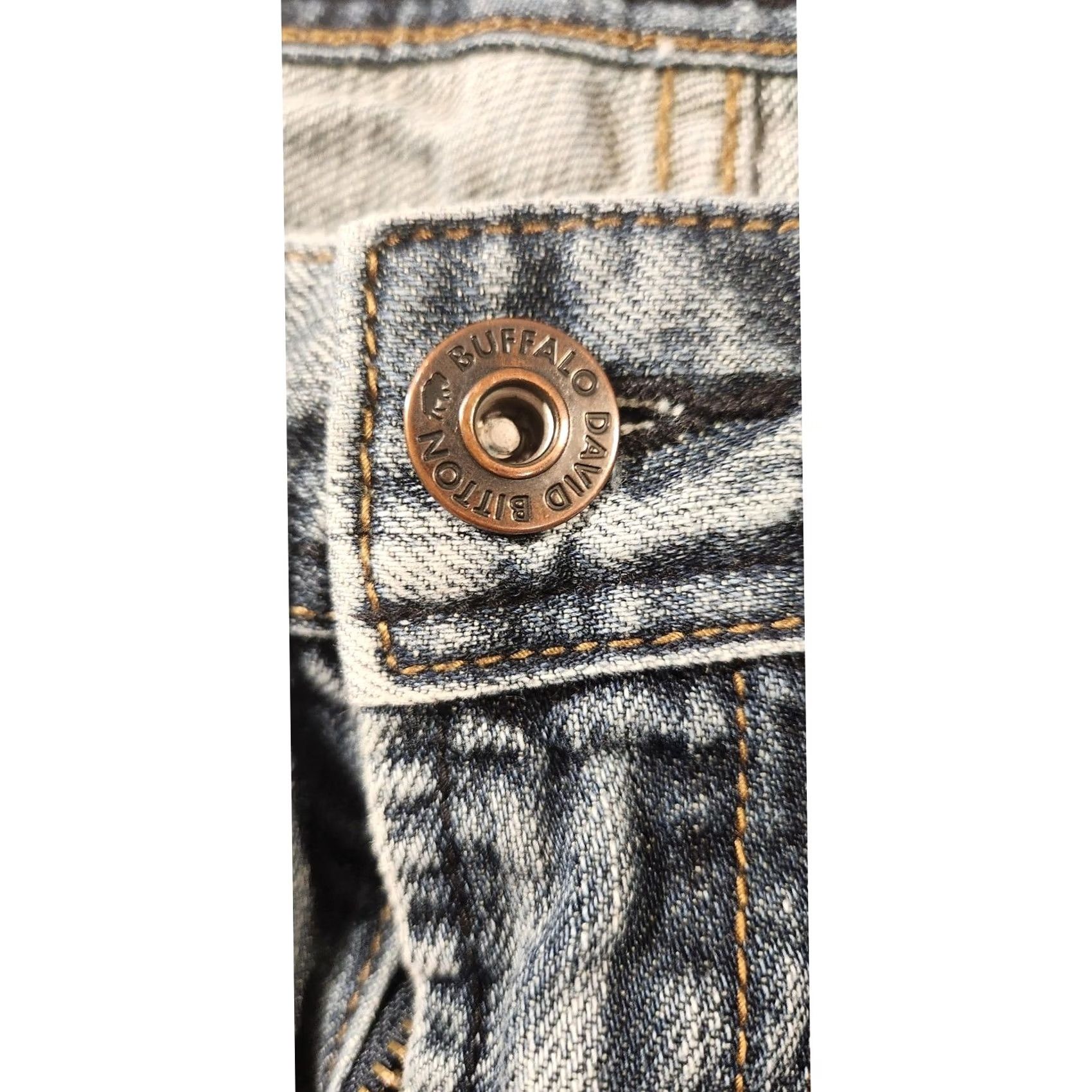 Buffalo David Bitton VINTAGE Buffalo David Bitton Jeans Mens 33x30 Distressed Denim Straight Casual Relaxed Fit Blue 33 in Inseam Pockets Cotton Zip Fly Boys? Size US 33 - 4 Thumbnail