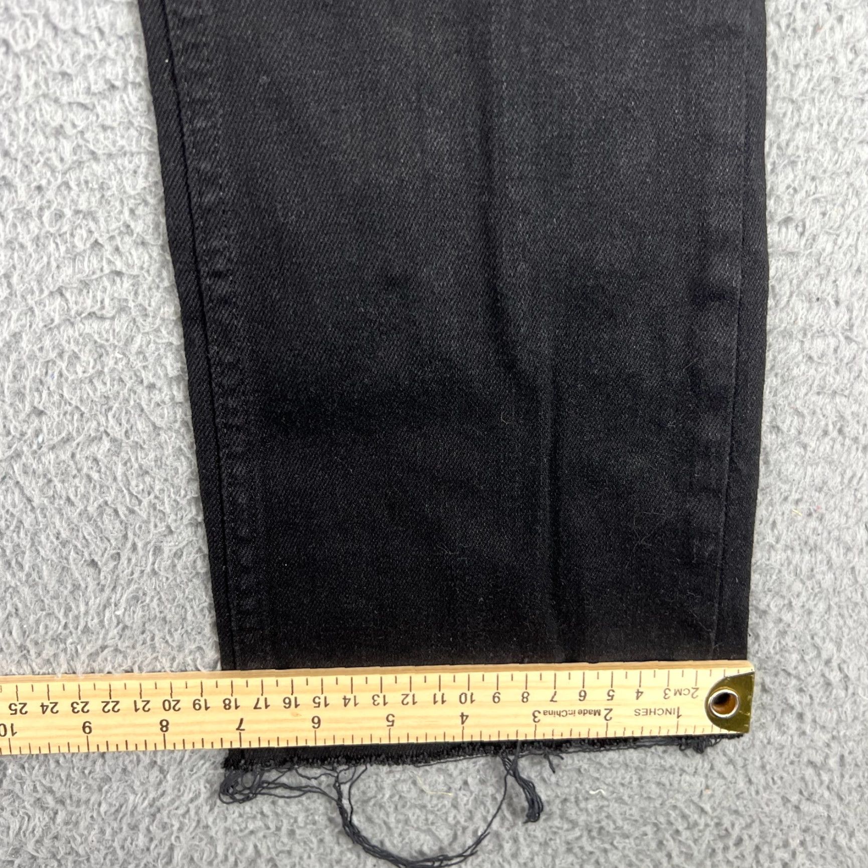 Everlane VINTAGE Everlane High Rise Cropped Jeans Women 26 Black Denim Stretch Raw Hem Size 26" / US 2 / IT 38 - 2 Thumbnail