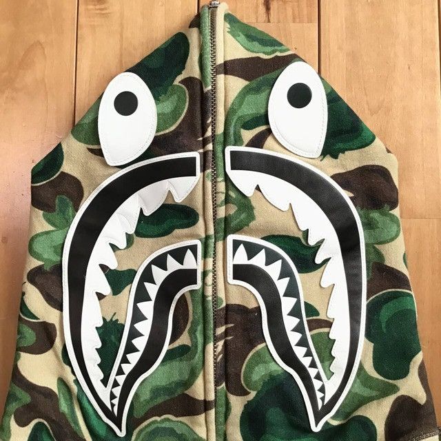 Bape BAPE ART camo Shark Full Zip Hoodie a bathing ape Size US L / EU 52-54 / 3 - 4 Thumbnail